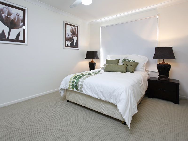 27/7 Chamberlain Avenue, Rochedale South QLD 4123