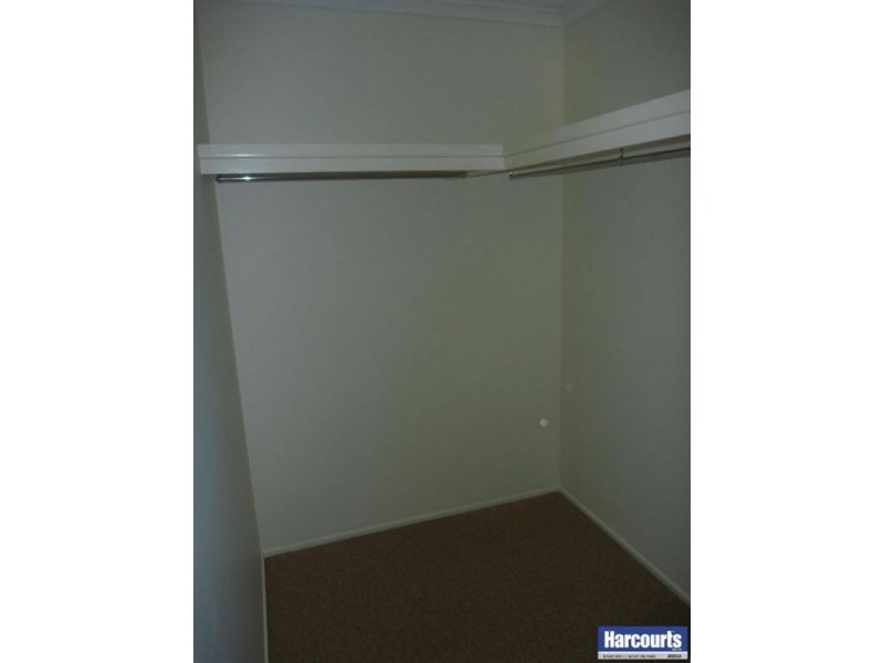 12 Chatswood Road, Springwood QLD 4127