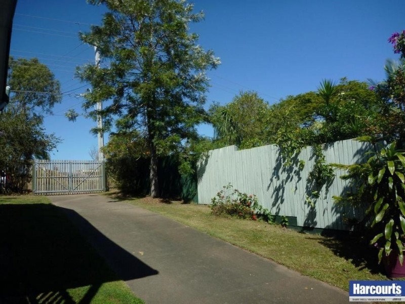 46 Dennis Road, Springwood QLD 4127