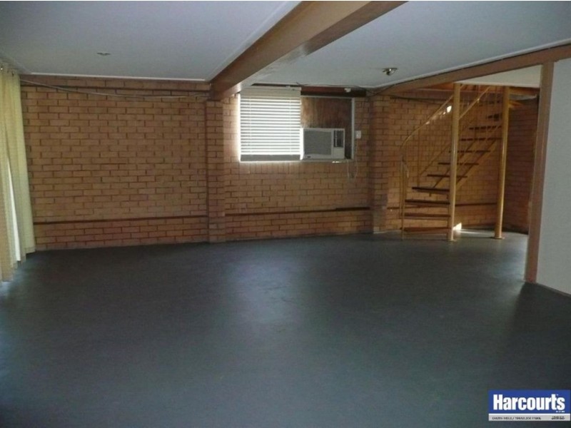 12 Coolcrest St, Daisy Hill QLD 4127