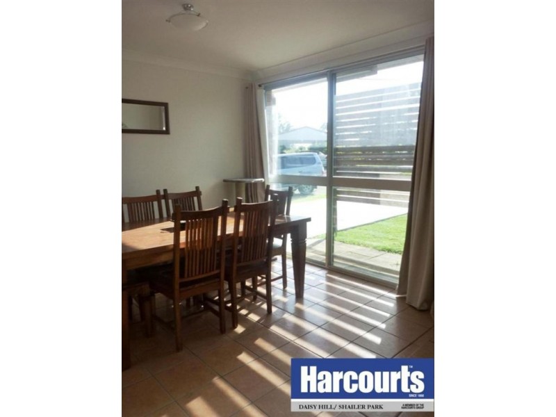 15 Davina Street, Shailer Park QLD 4128