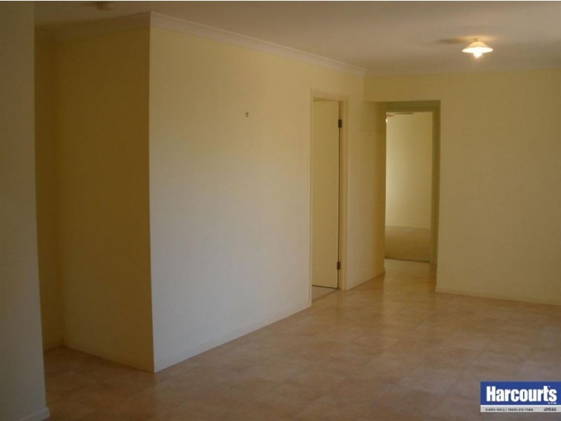 16 Lithfield Place, Loganholme QLD 4129
