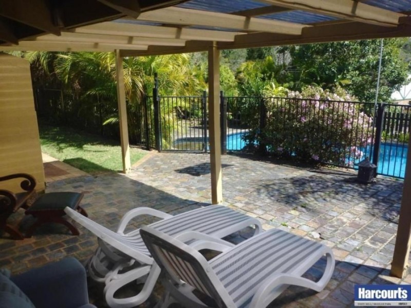 25 Kinloch Road, Daisy Hill QLD 4127