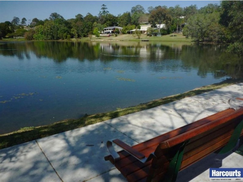 25 Kinloch Road, Daisy Hill QLD 4127