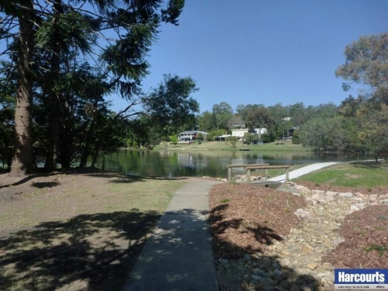 25 Kinloch Road, Daisy Hill QLD 4127