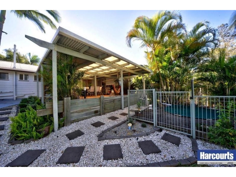 11 Little John Street, Daisy Hill QLD 4127