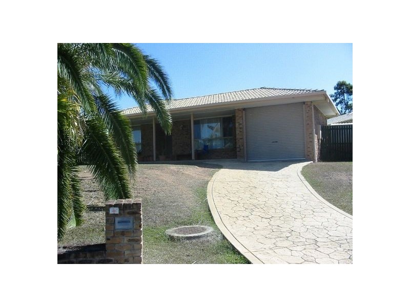 4 Lohr Crt, Meadowbrook QLD 4131