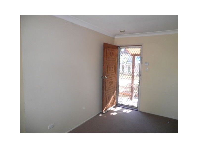 30 Anchusa Street, Kingston QLD 4114