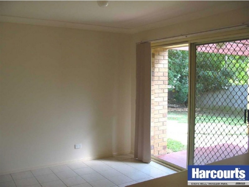 105 Pohon Drive, Tanah Merah QLD 4128