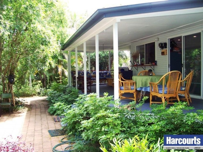 21 Parkway Road, Daisy Hill QLD 4127