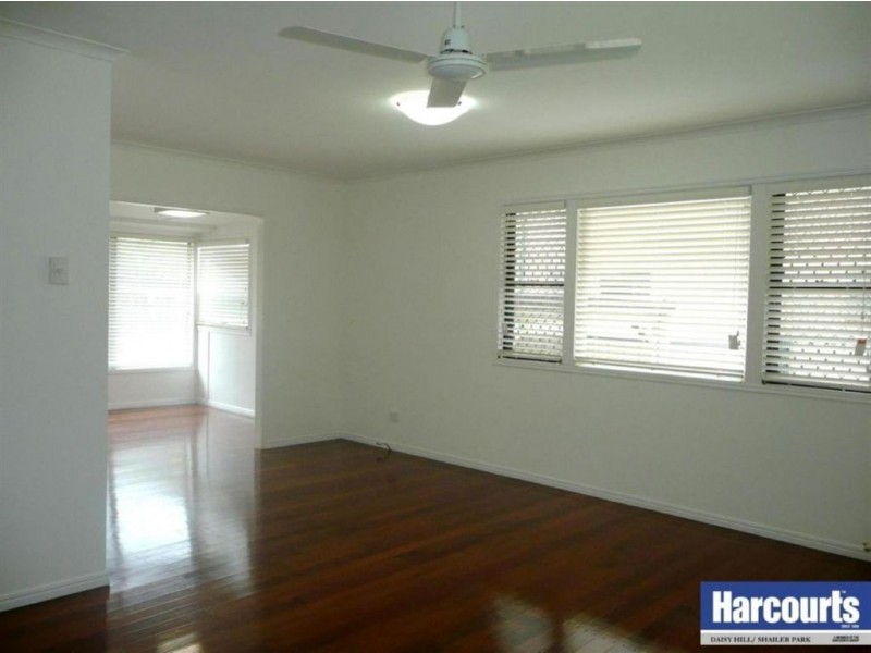 12 Lindley Street, Woodridge QLD 4114