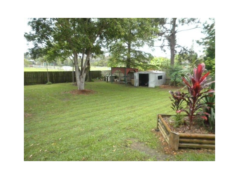 5 Clivia Crescent, Daisy Hill QLD 4127