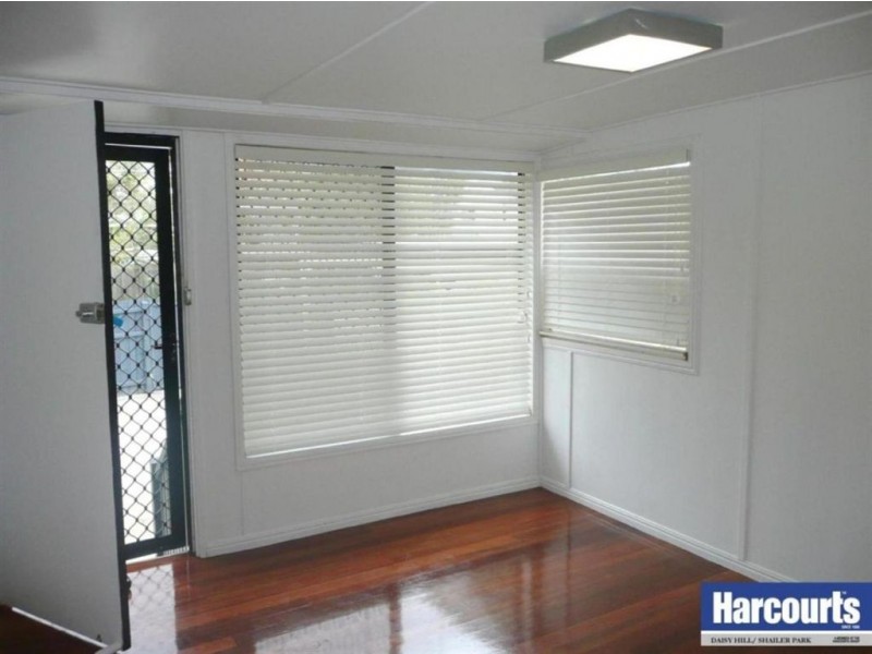 12 Lindley Street, Woodridge QLD 4114