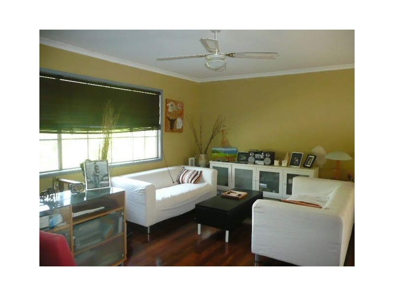 7 Boronia Avenue, Daisy Hill QLD 4127