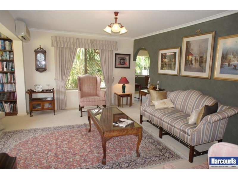 15 Parkway Road, Daisy Hill QLD 4127