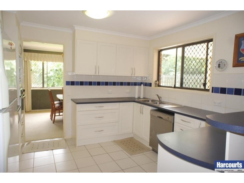 15 Parkway Road, Daisy Hill QLD 4127