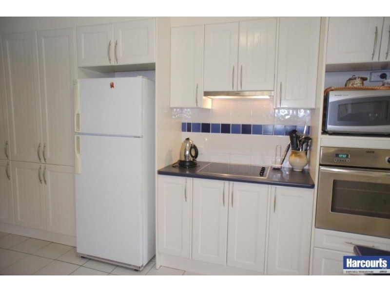 15 Parkway Road, Daisy Hill QLD 4127