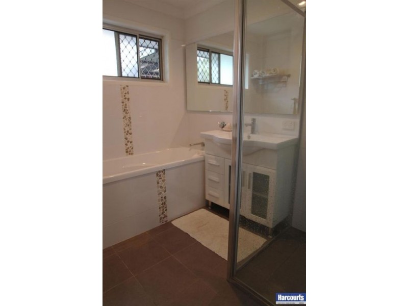 6 Farrington Court, Daisy Hill QLD 4127