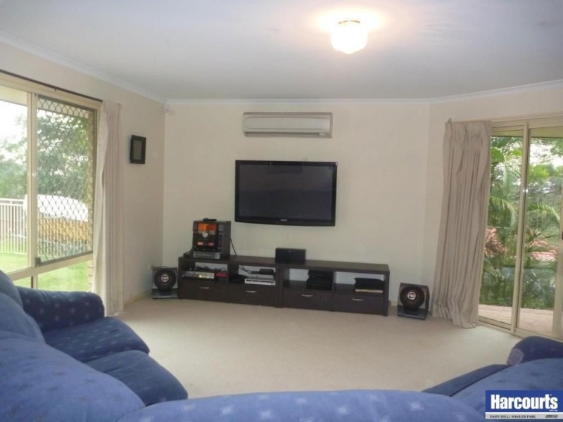 98 Plantain Road, Shailer Park QLD 4128