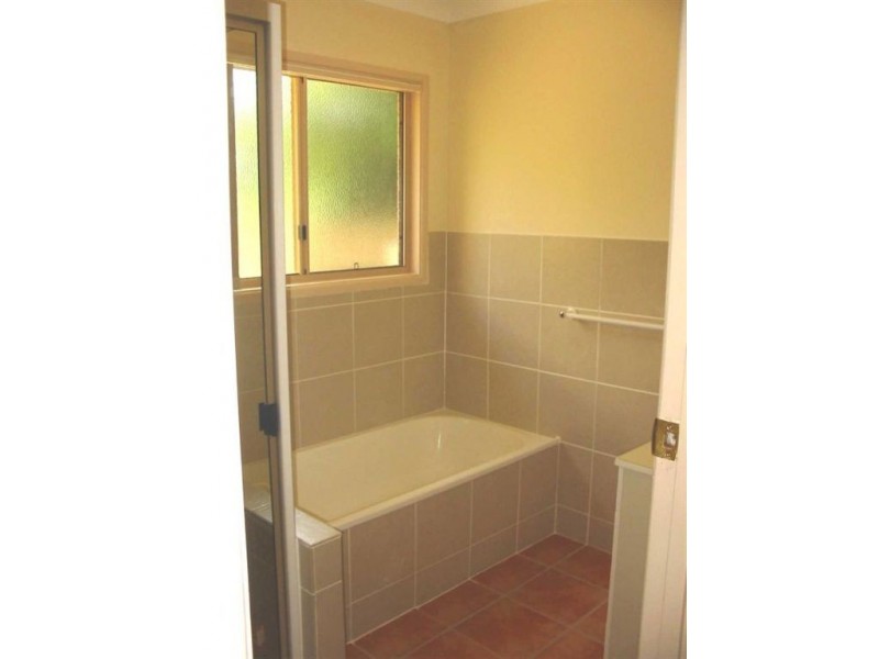 11 Gladewood Drive, Daisy Hill QLD 4127