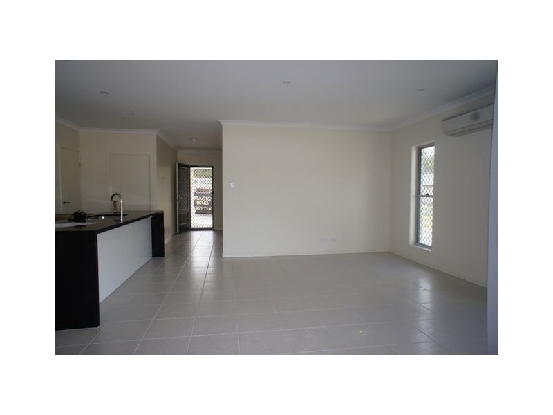 33 Frankland, Waterford QLD 4133