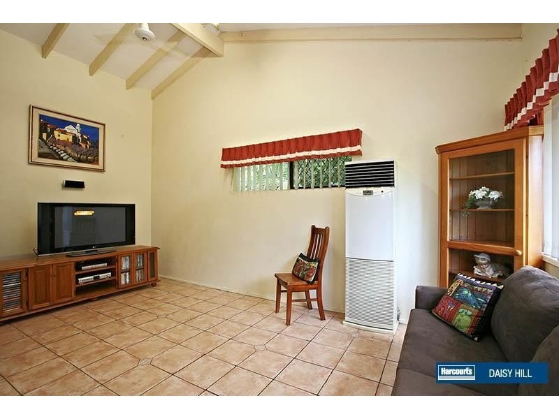 29 Osanna Street, Daisy Hill QLD 4127