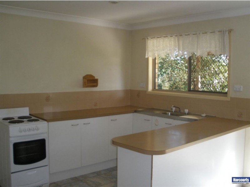 54 Dennis Road, Springwood QLD 4127