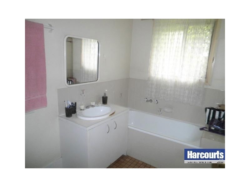 54 Dennis Road, Springwood QLD 4127