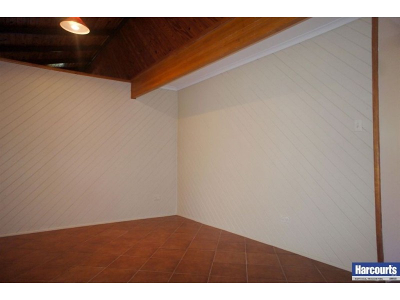 107 Springwood Road, Springwood QLD 4127