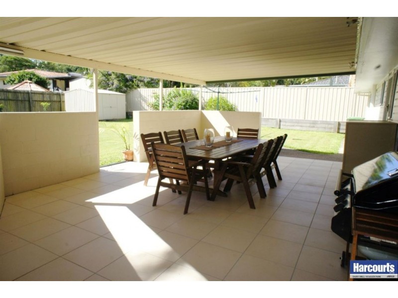4 Eloise, Springwood QLD 4127