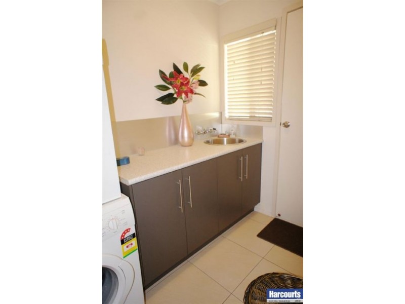 4 Eloise, Springwood QLD 4127