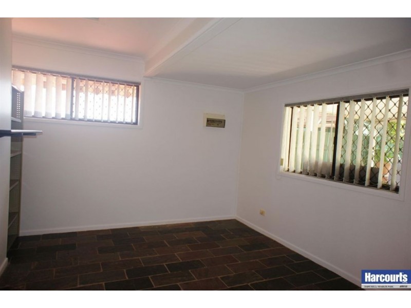 75 Jardine Drive, Springwood QLD 4127