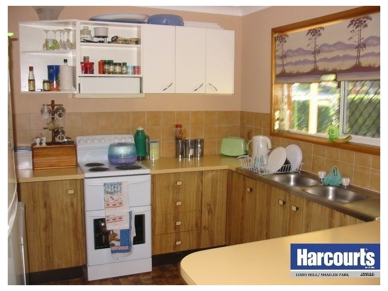 4 Oxley Circuit, Daisy Hill QLD 4127