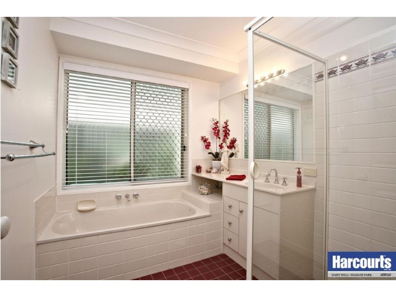 4 Minilya Court, Shailer Park QLD 4128