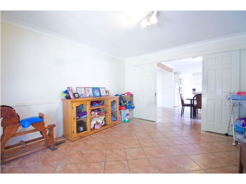 2 Trusan Place, Tanah Merah QLD 4128
