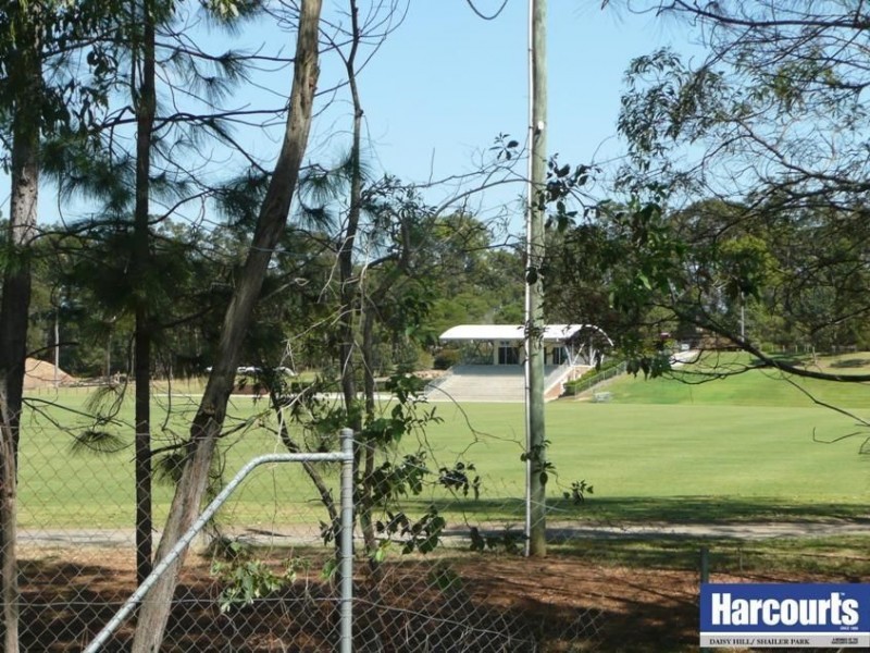 36 Parkway Road, Daisy Hill QLD 4127