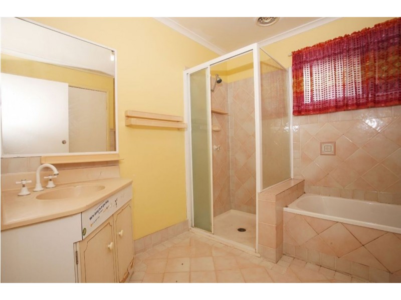 23B Clivia Crescent, Daisy Hill QLD 4127