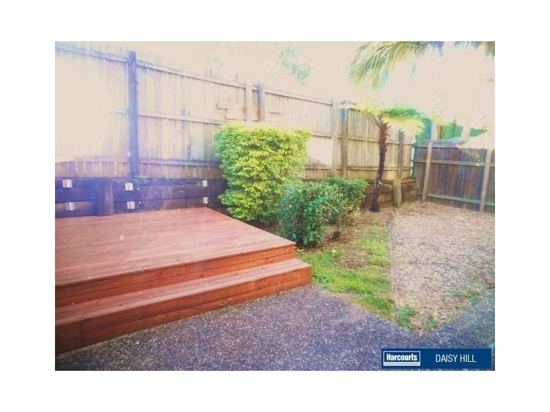 2/18 Daisy Hill Rd, Daisy Hill QLD 4127