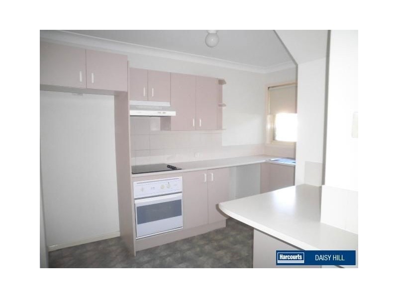 2/18 Daisy Hill Rd, Daisy Hill QLD 4127