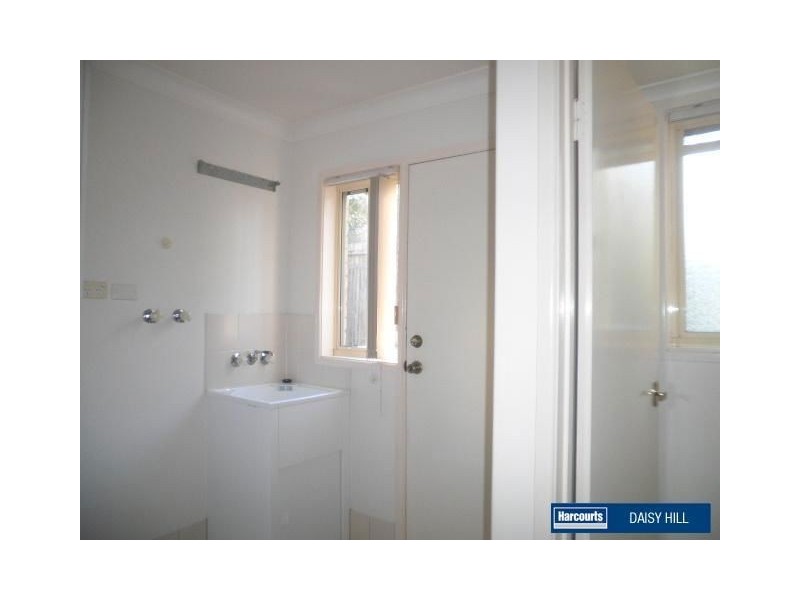 2/18 Daisy Hill Rd, Daisy Hill QLD 4127