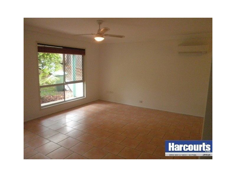 5 Clivia Crescent, Daisy Hill QLD 4127