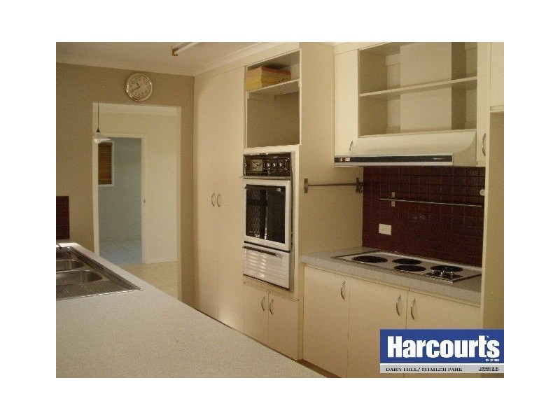 11 Felice Court, Daisy Hill QLD 4127