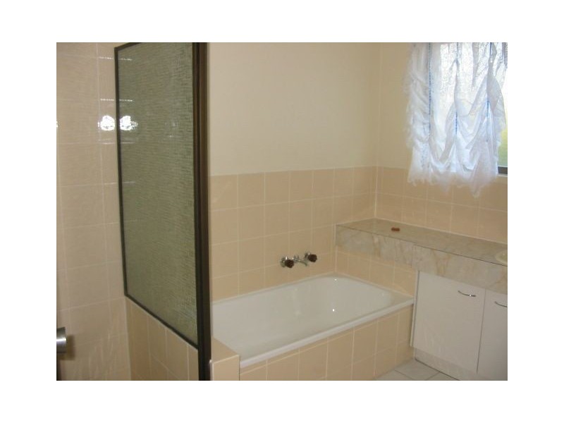 2/10 Bulwarna St, Shailer Park QLD 4128