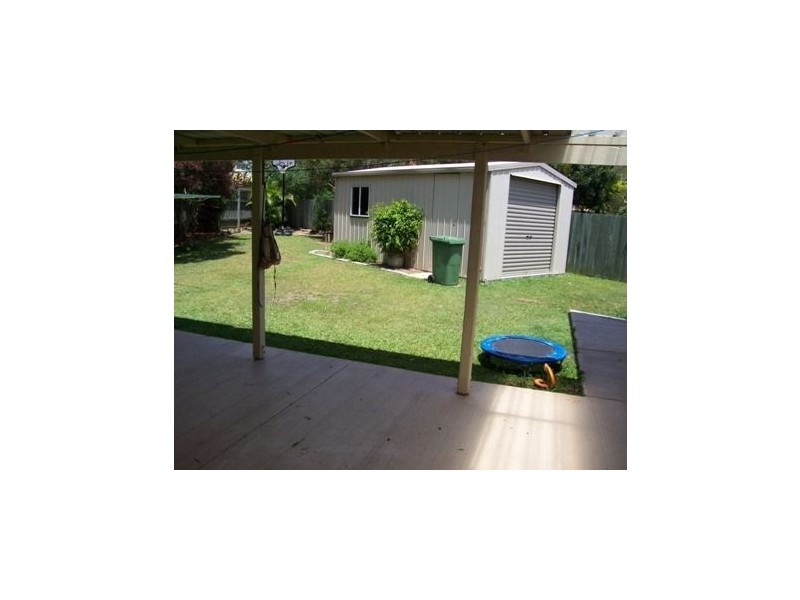 10 Haussman Crt, Meadowbrook QLD 4131