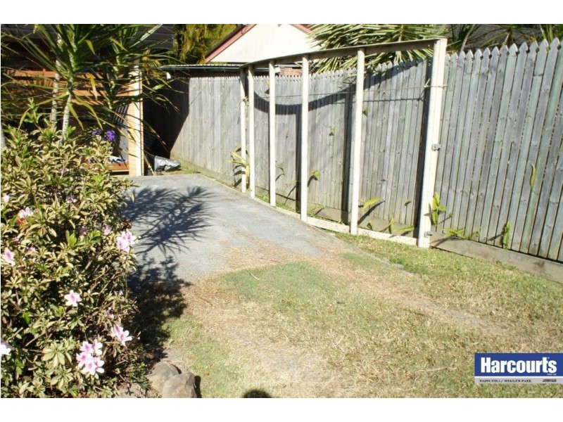 17 Allamanda Drive, Daisy Hill QLD 4127