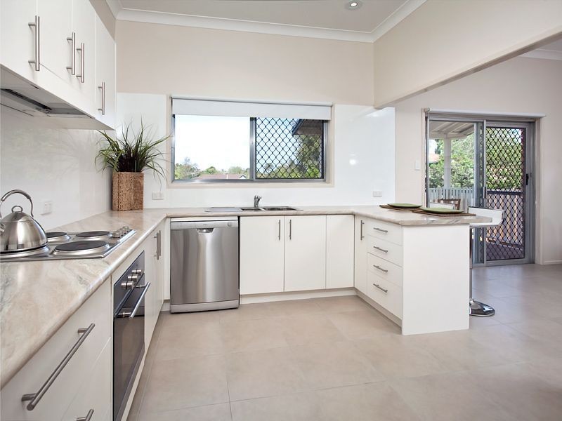 4 Geneva Street, Wishart QLD 4122