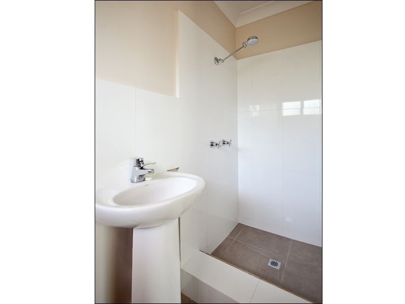 4 Geneva Street, Wishart QLD 4122