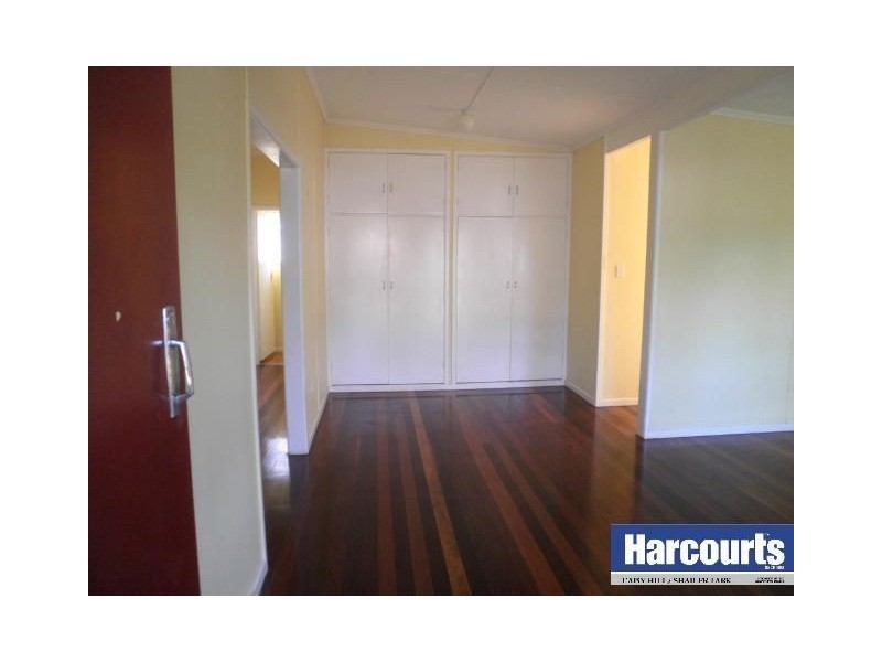 48 Dennis Road, Springwood QLD 4127