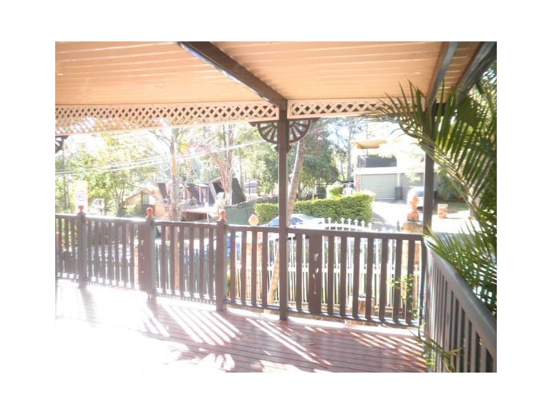 2 Mayflower, Daisy Hill QLD 4127