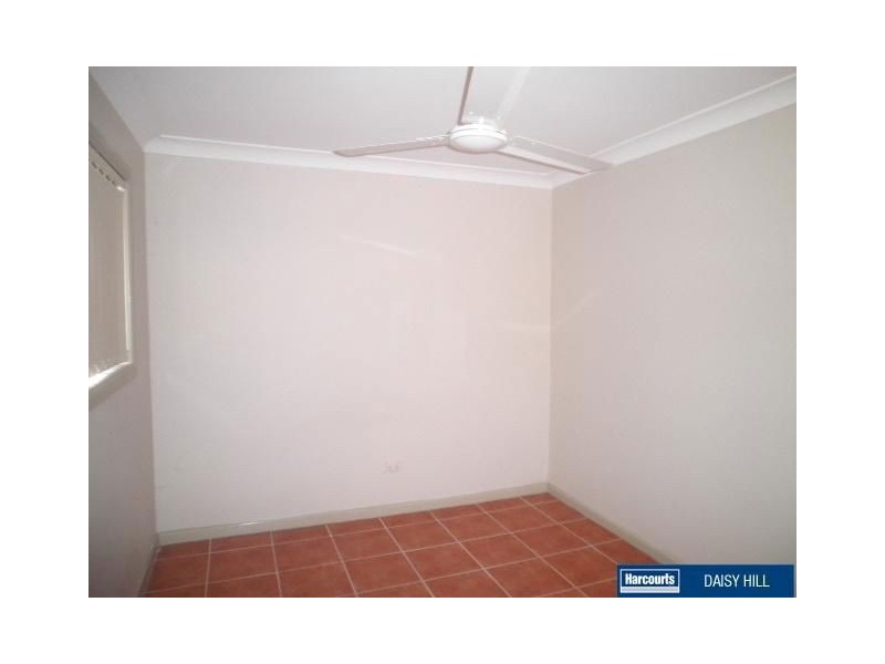 2 Mayflower, Daisy Hill QLD 4127